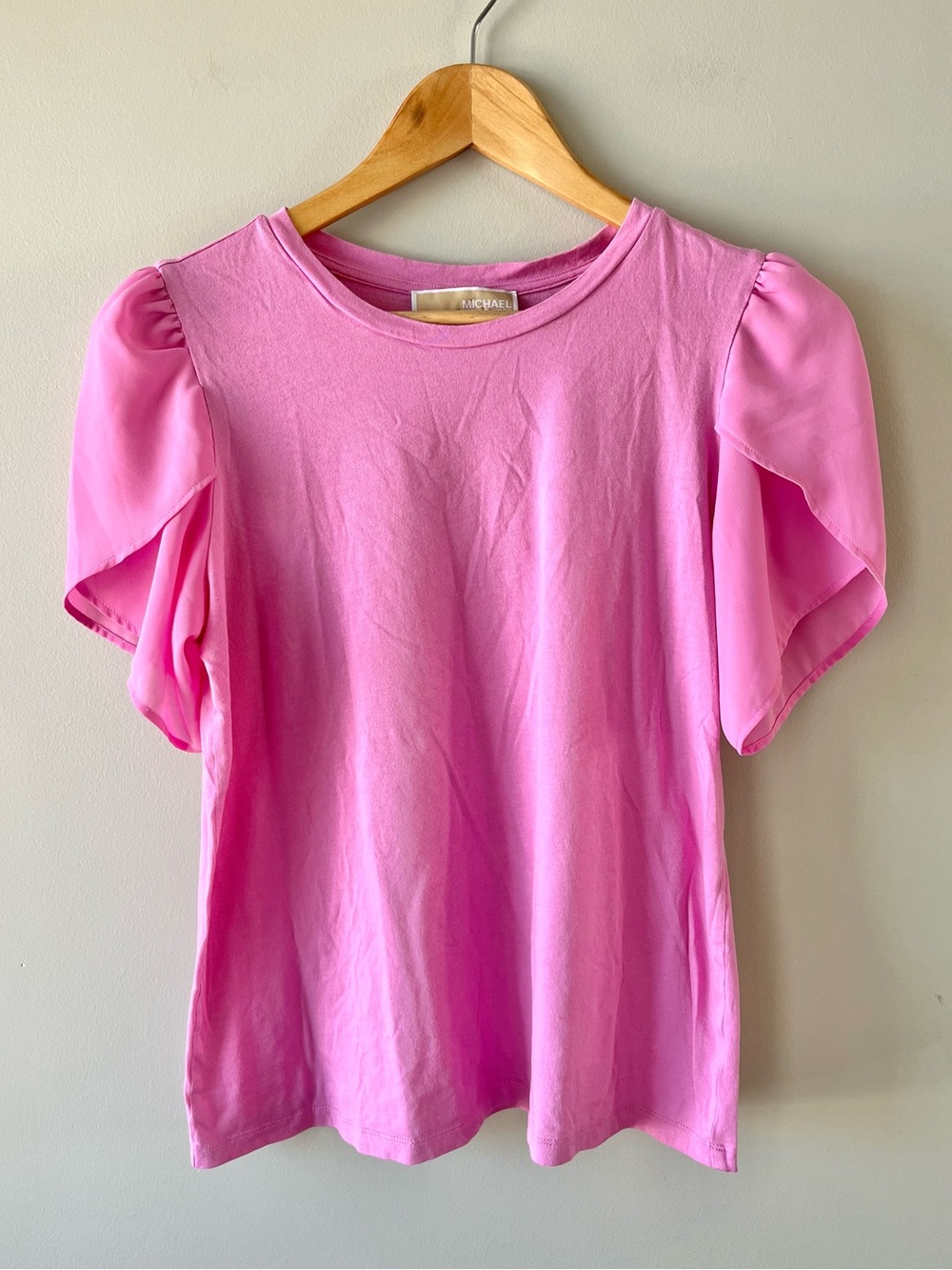 Michael Kors Pink Short Puff/Flutter-Sleeve Top Size Medium - Flirty Fairy